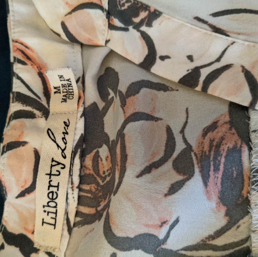 Blouse BOGO ๐ฅ - Picture 2 of 2